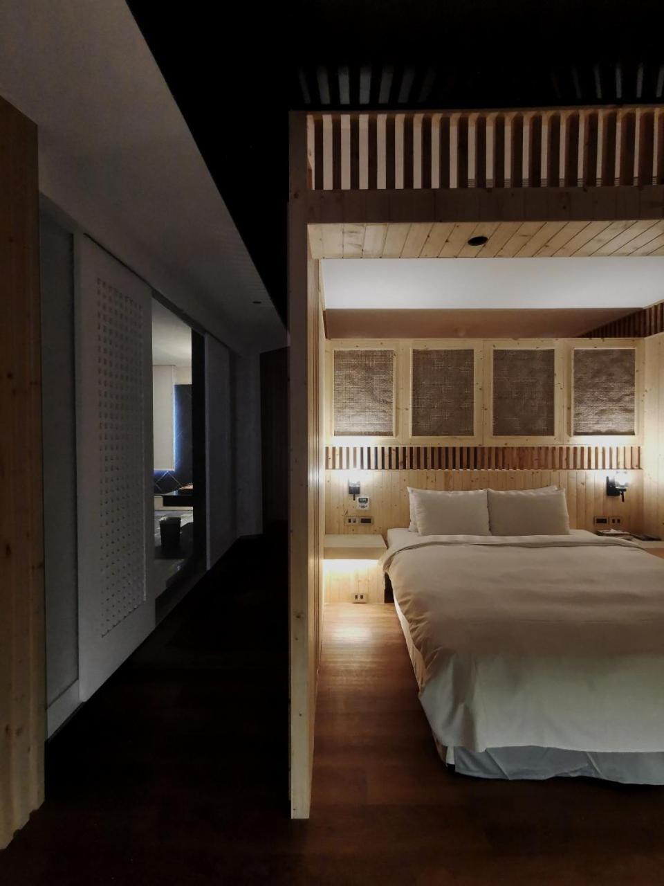 Seasons Boutique Motel Καοσιούνγκ Εξωτερικό φωτογραφία
