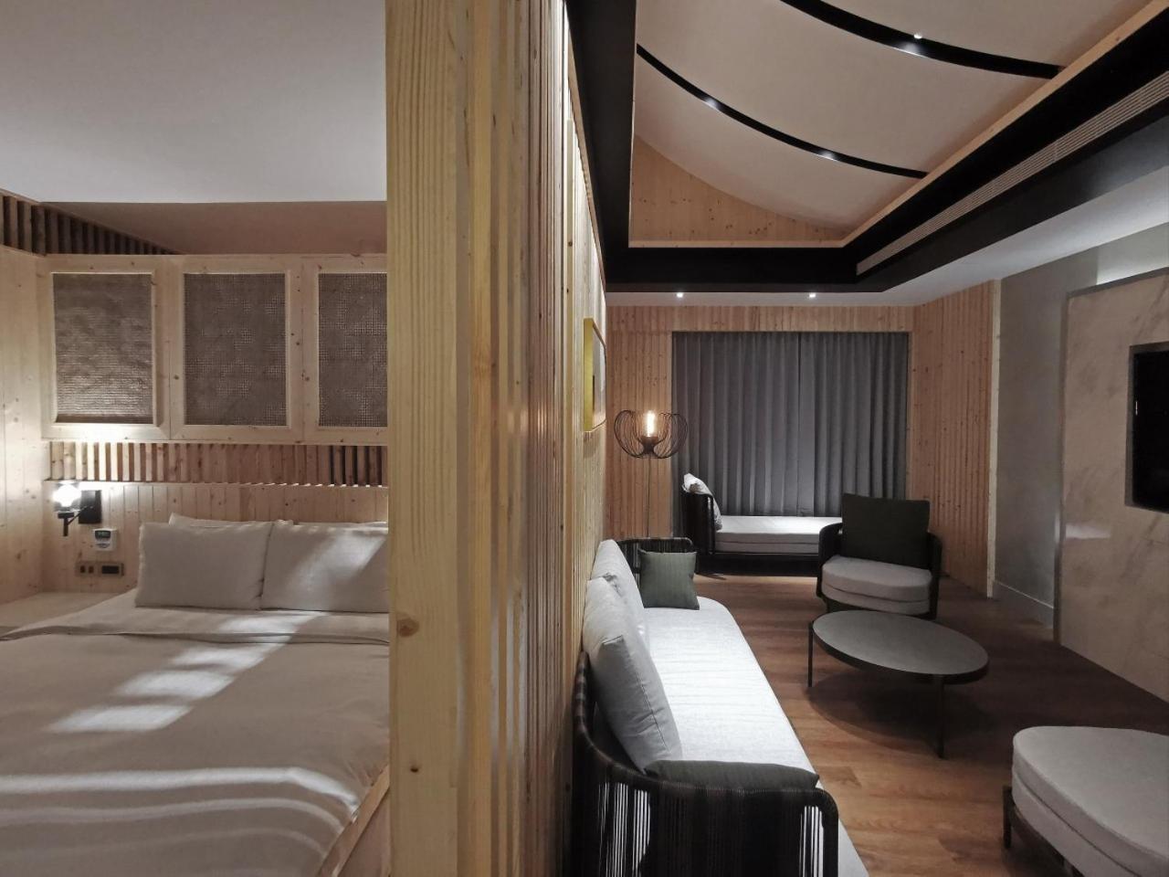 Seasons Boutique Motel Καοσιούνγκ Εξωτερικό φωτογραφία